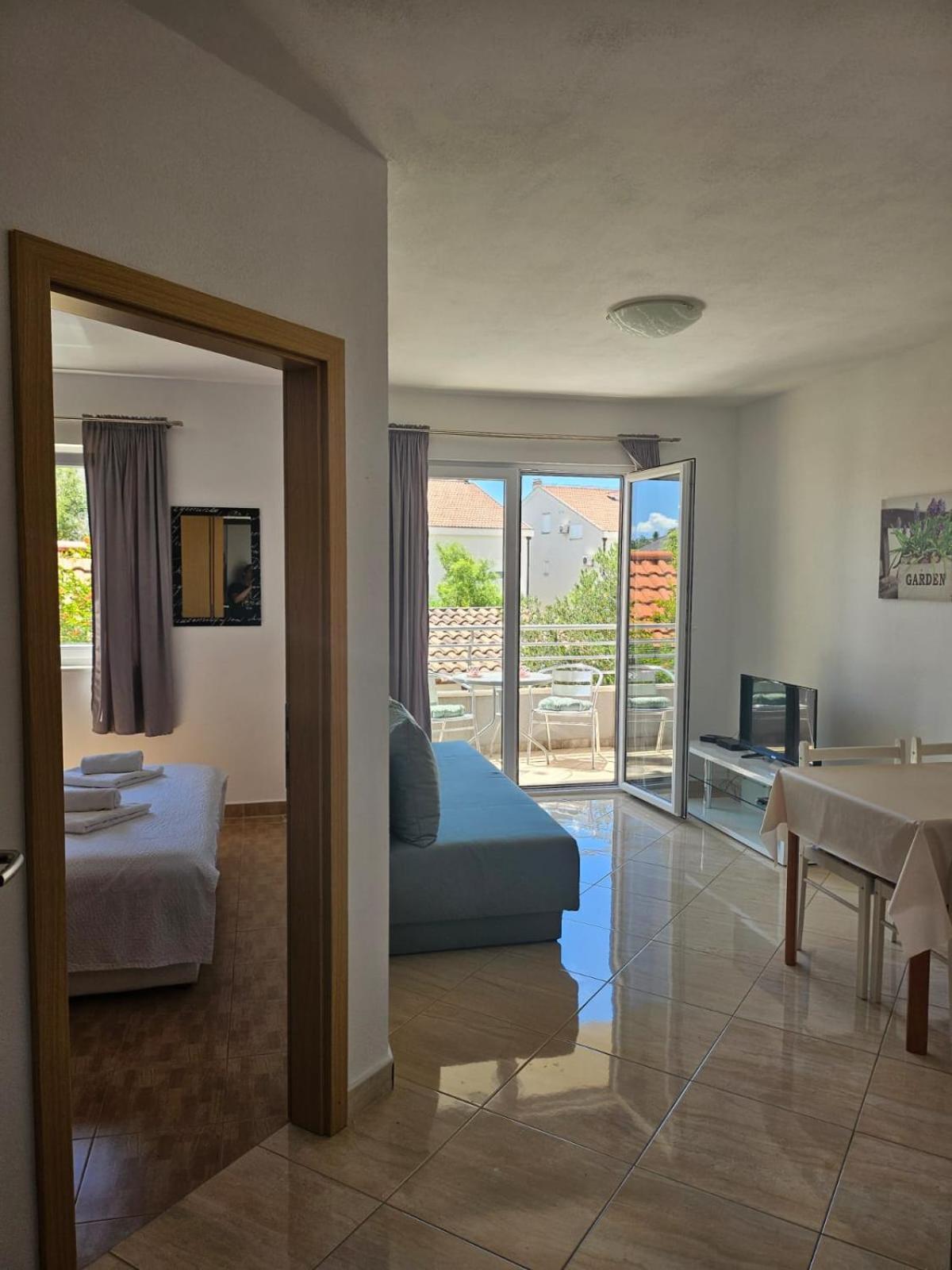 Apartments Andrijanic Baška Voda الغرفة الصورة