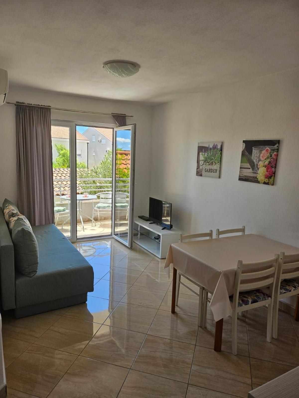 Apartments Andrijanic Baška Voda الغرفة الصورة
