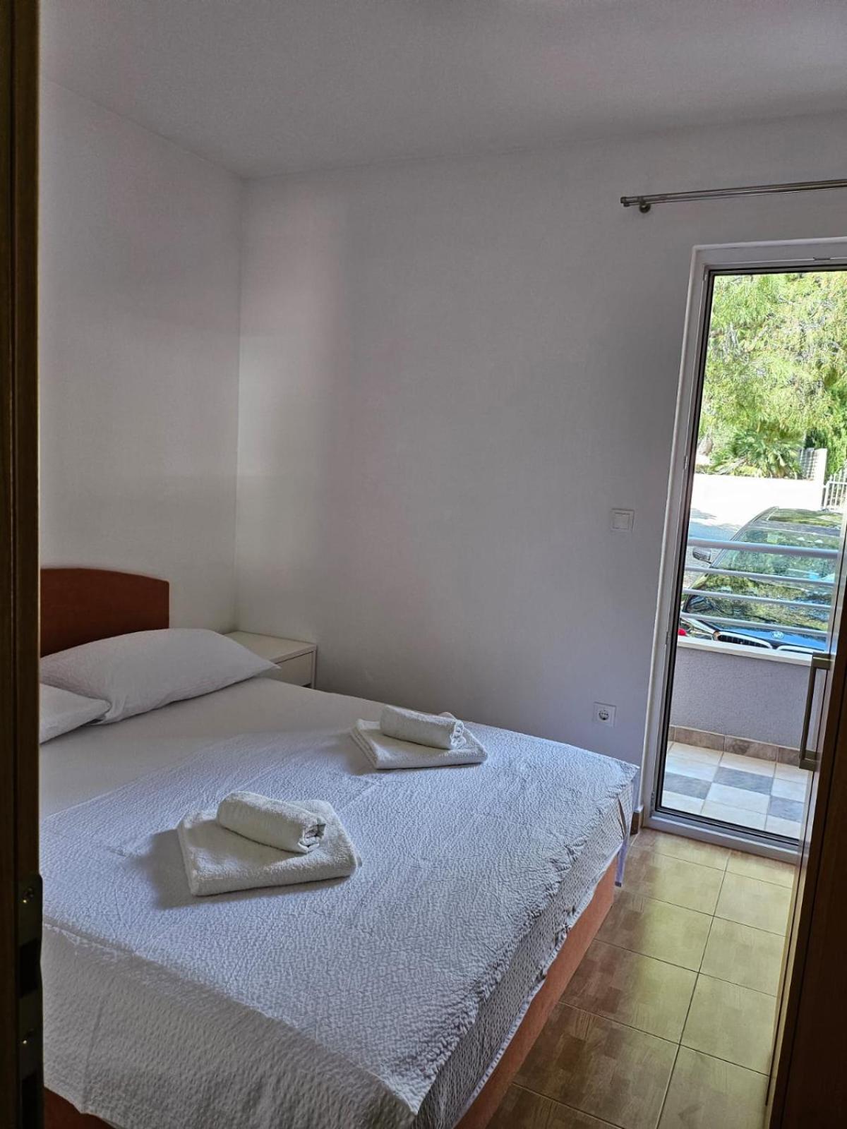 Apartments Andrijanic Baška Voda الغرفة الصورة