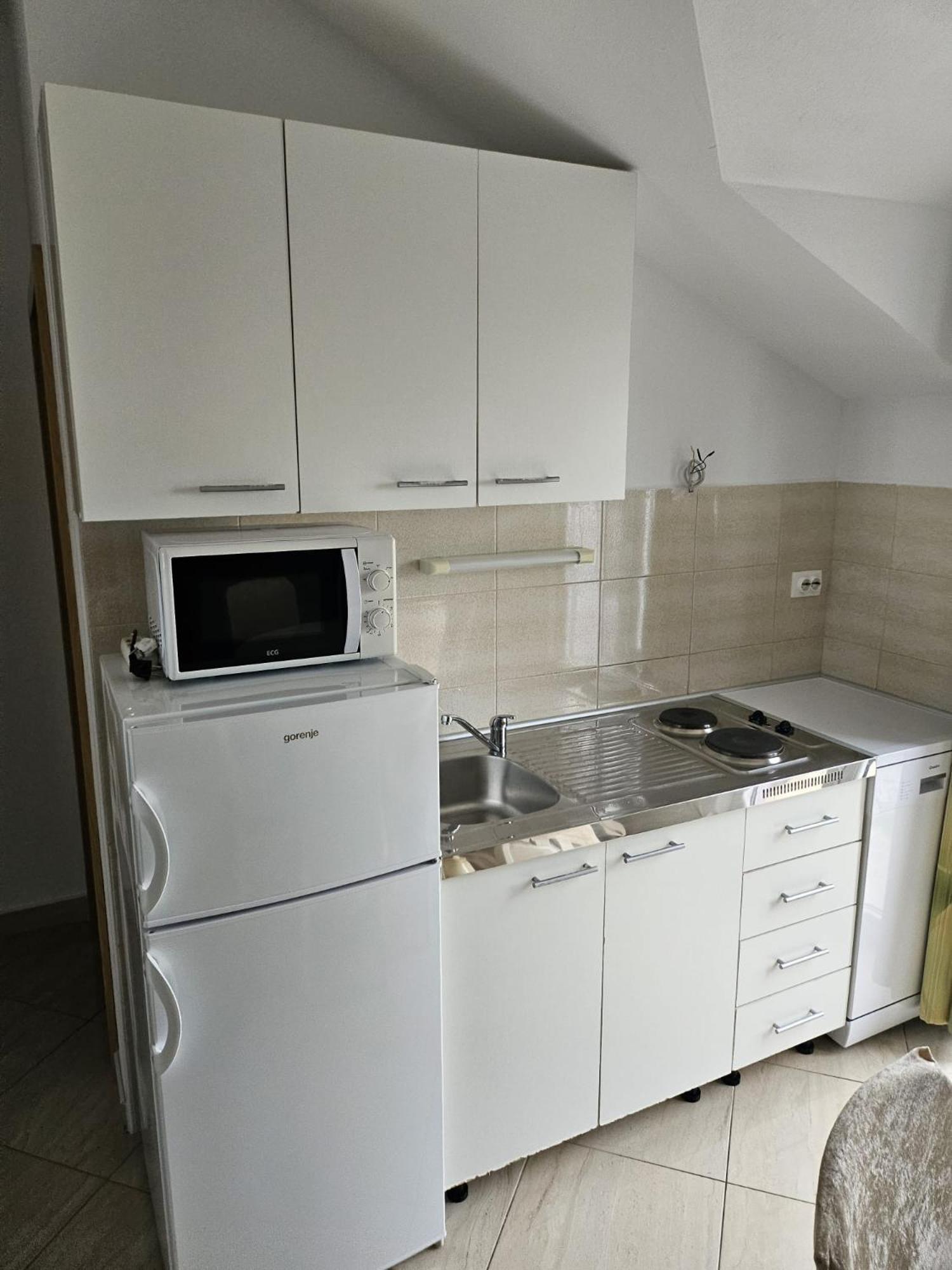 Apartments Andrijanic Baška Voda الغرفة الصورة
