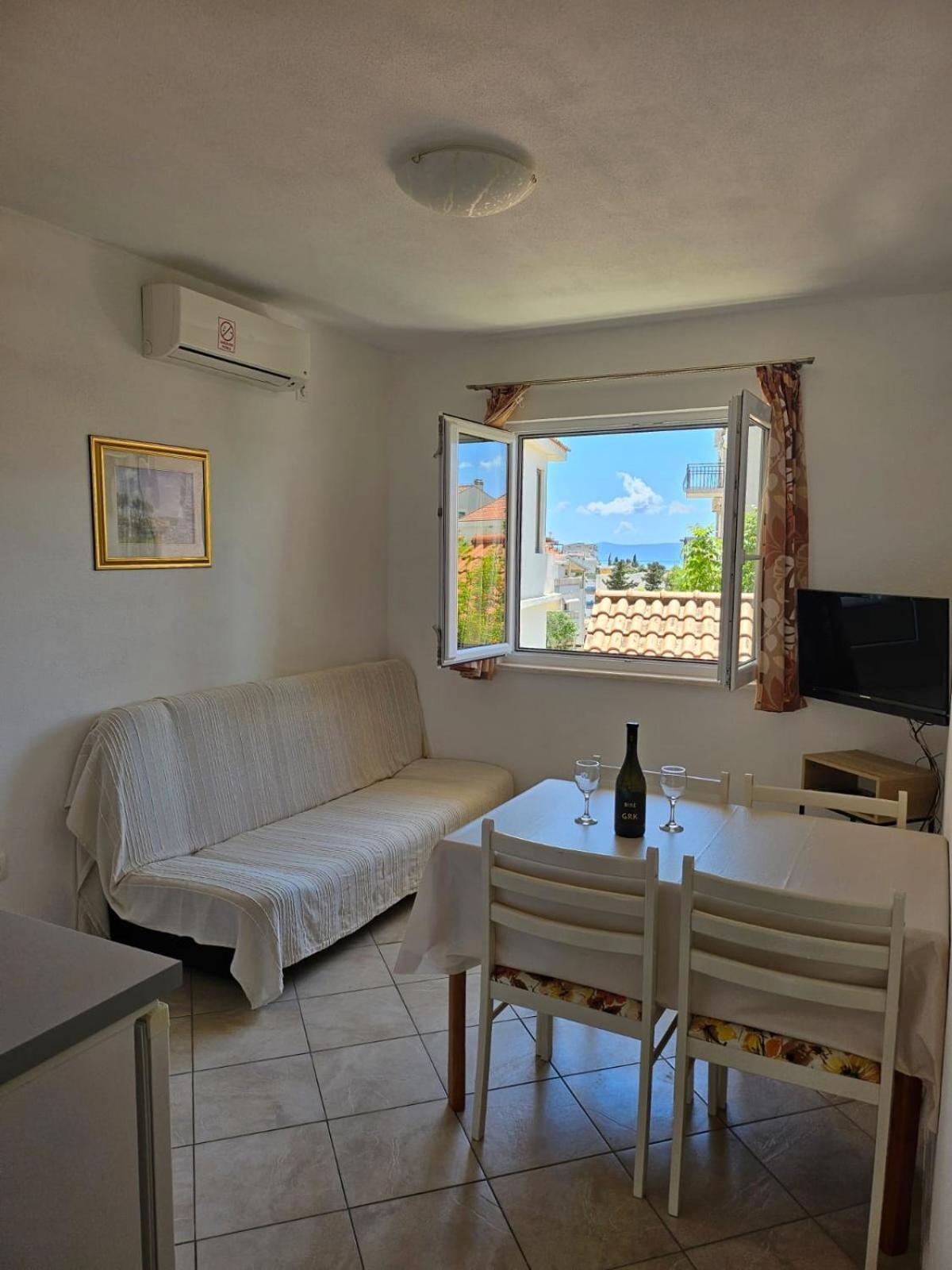 Apartments Andrijanic Baška Voda الغرفة الصورة