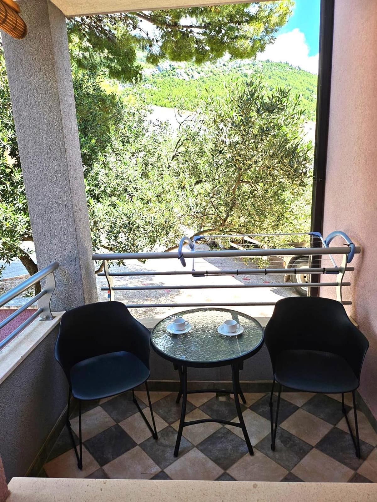 Apartments Andrijanic Baška Voda الغرفة الصورة