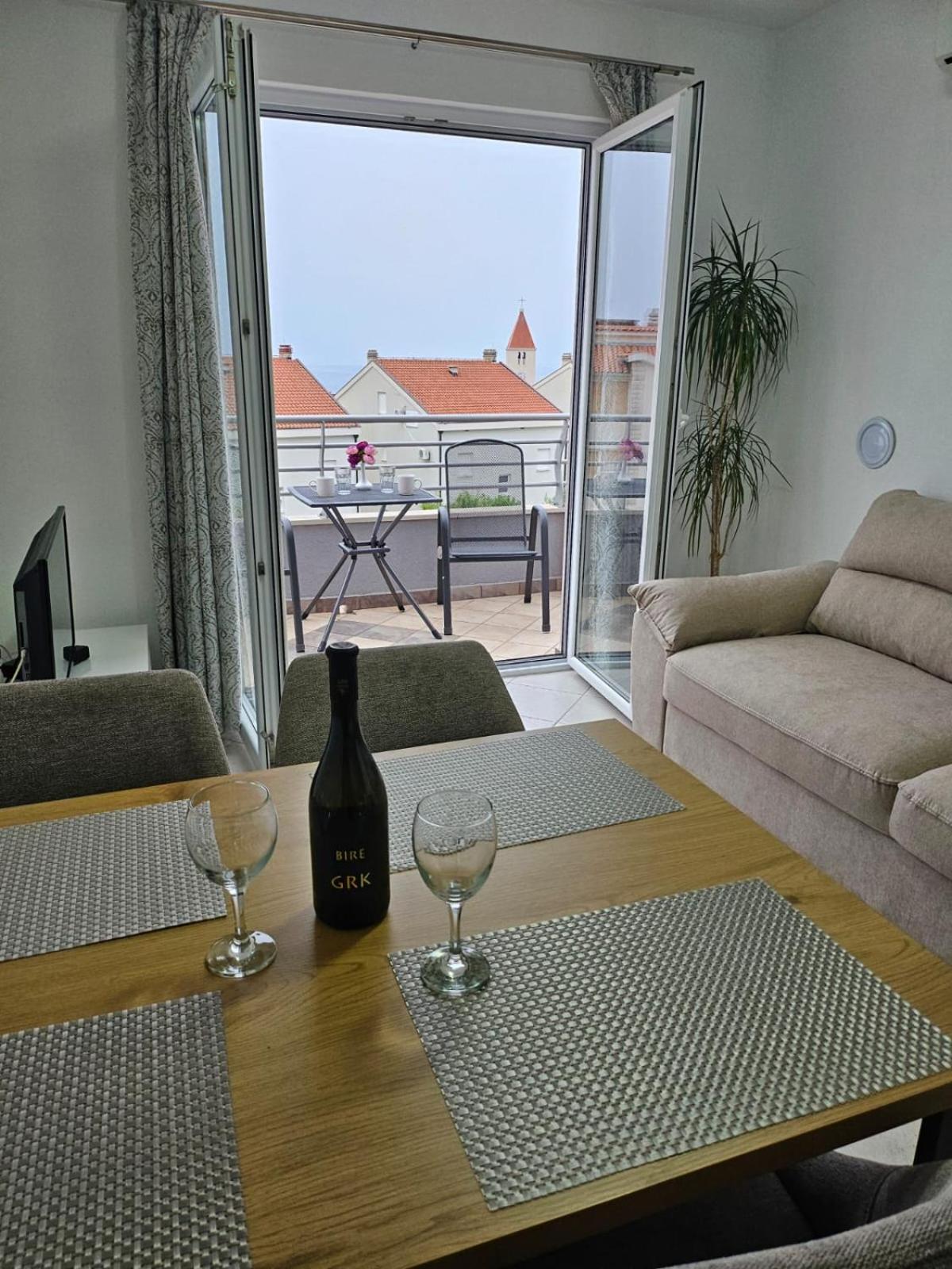 Apartments Andrijanic Baška Voda الغرفة الصورة
