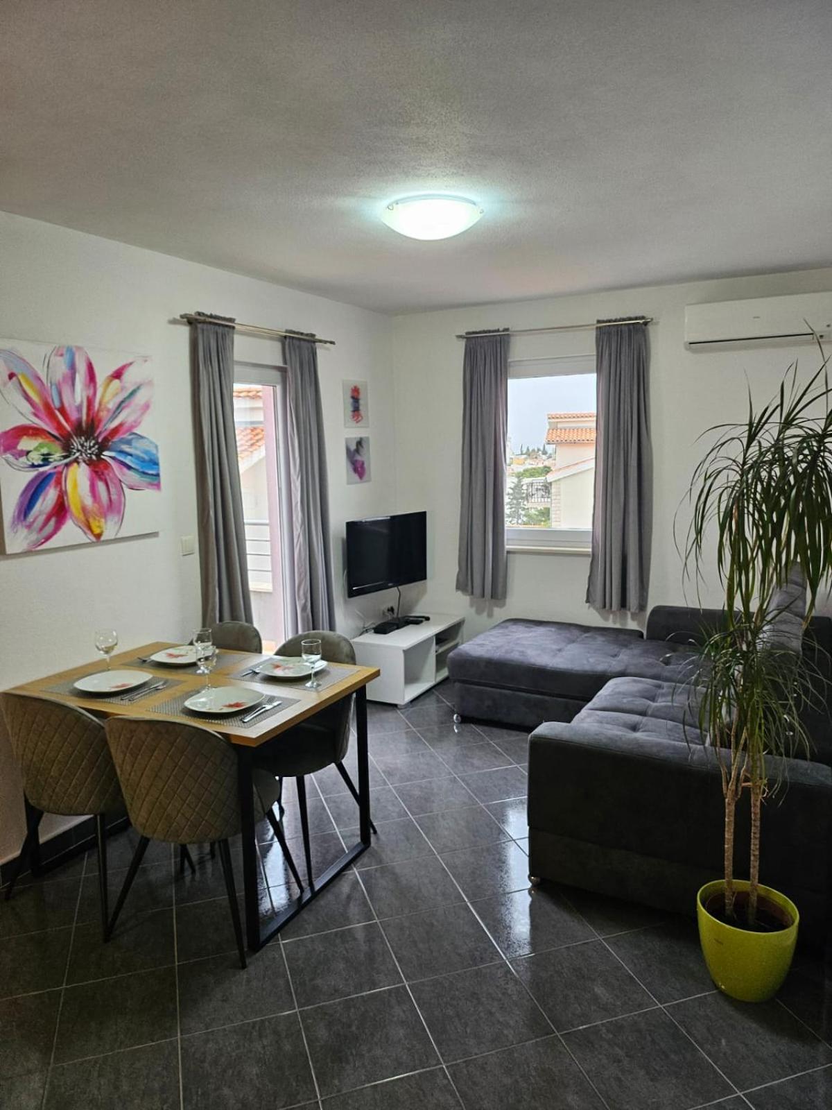 Apartments Andrijanic Baška Voda المظهر الخارجي الصورة