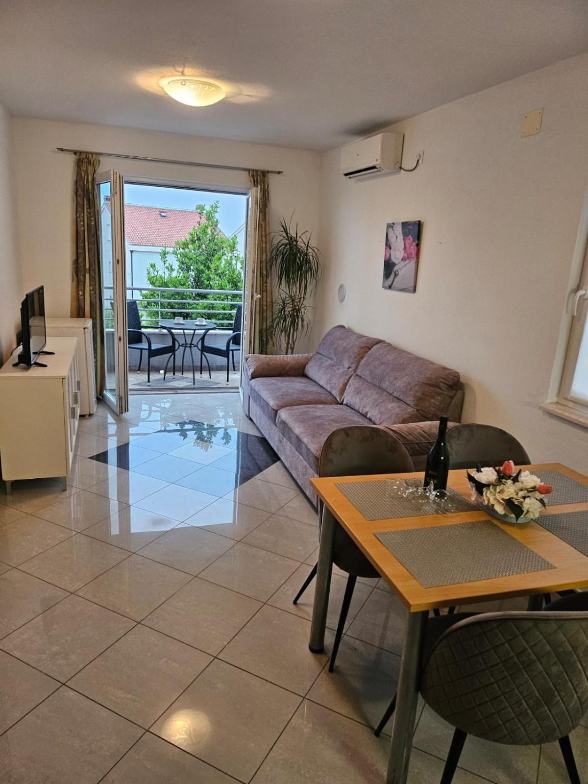 Apartments Andrijanic Baška Voda المظهر الخارجي الصورة