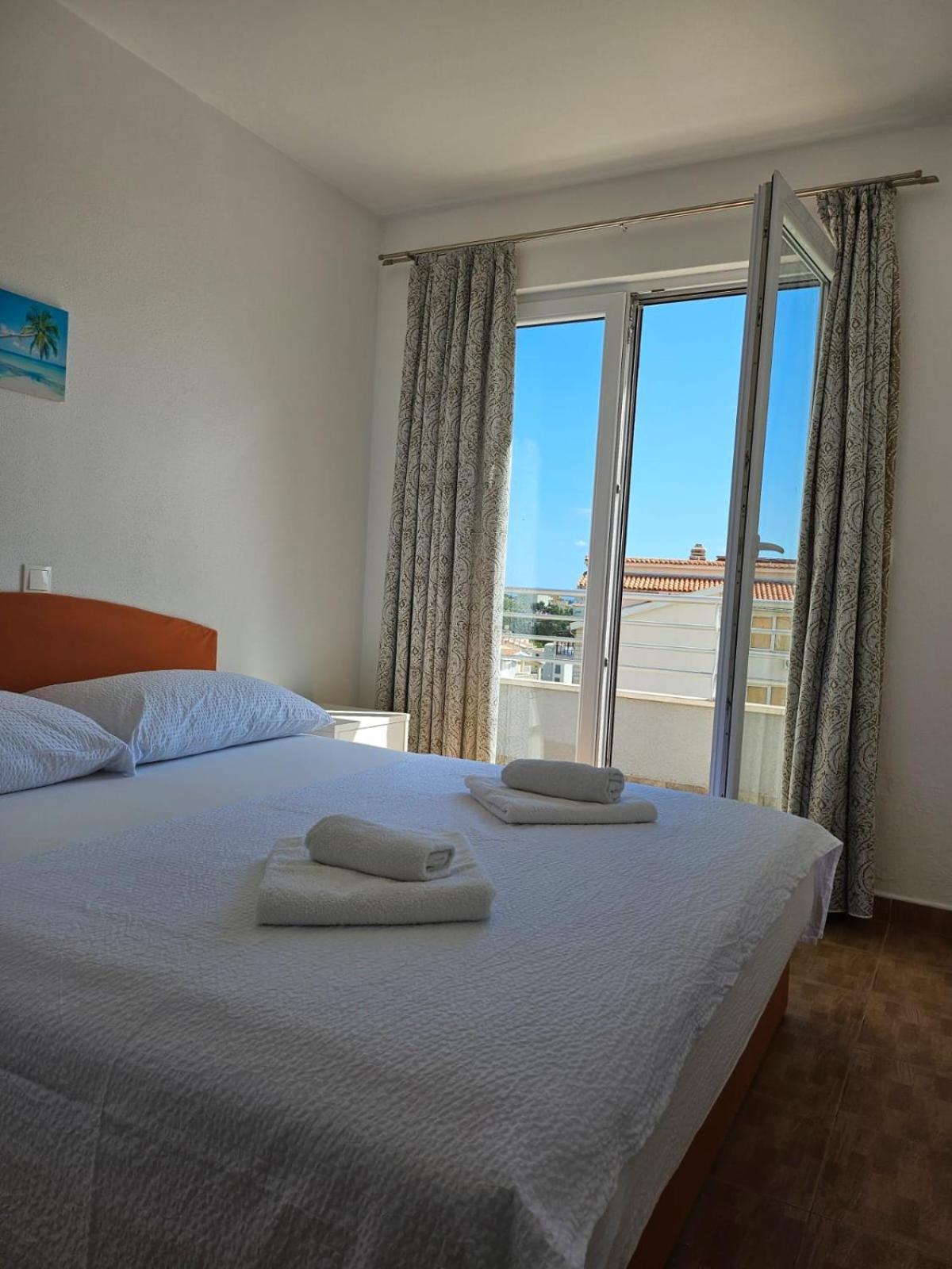 Apartments Andrijanic Baška Voda المظهر الخارجي الصورة