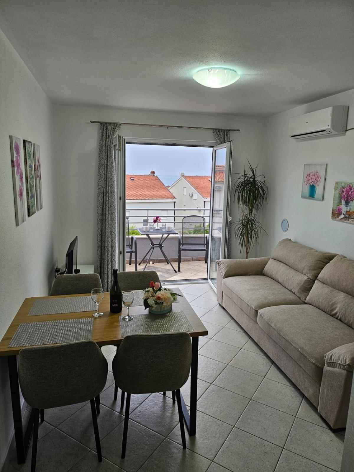 Apartments Andrijanic Baška Voda المظهر الخارجي الصورة